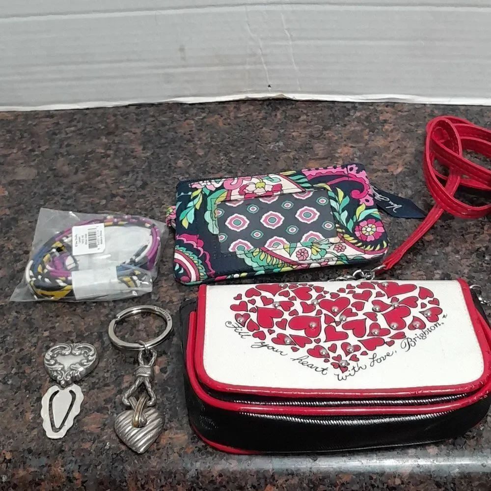 5 Accessories 3 Brighton and 2 Vera Bradley Lanyards ...EUC